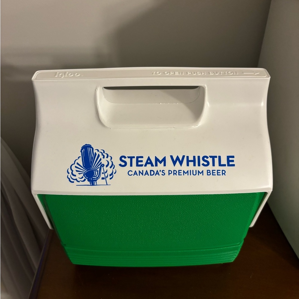 Steam Whistle Igloo Mini Cooler